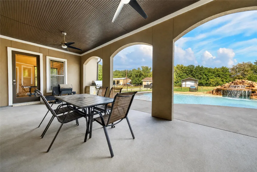 281 Rose Garden Drive McKinney, TX 75072