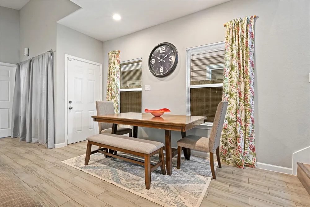 4420 Elmwood Street Houston, TX 77051