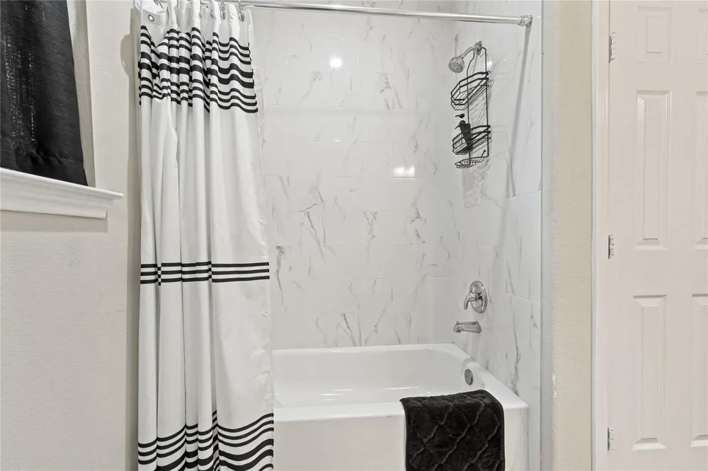 4420 Elmwood Street Houston, TX 77051