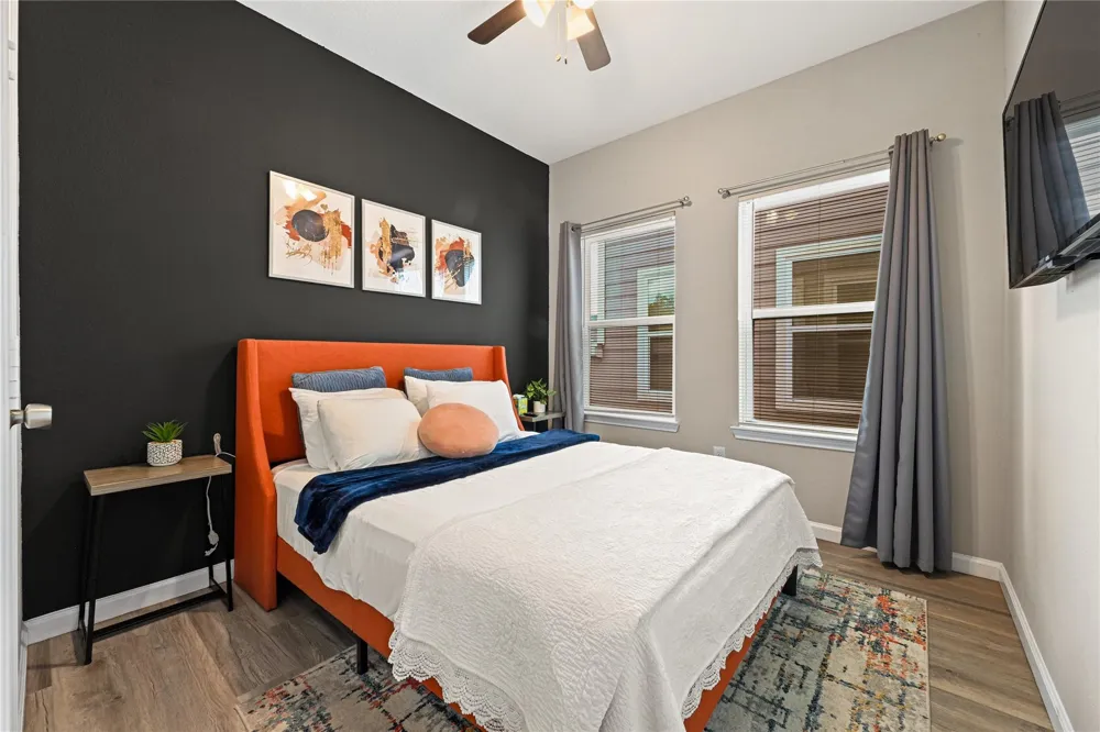 4420 Elmwood Street Houston, TX 77051