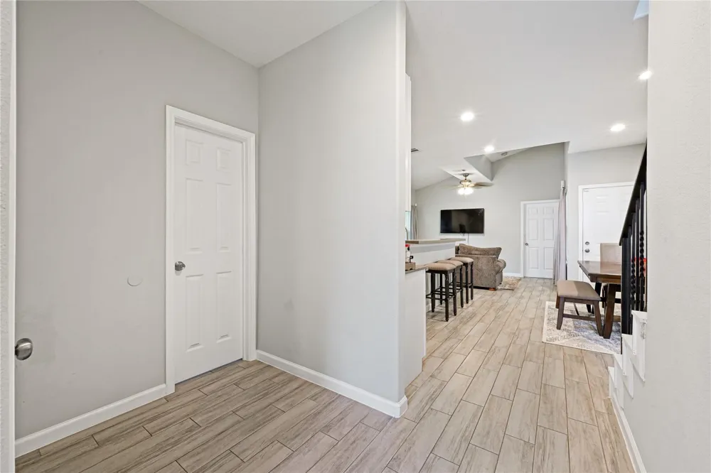 4420 Elmwood Street Houston, TX 77051
