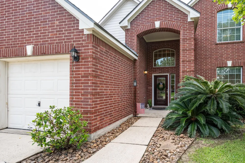 619 Harbor Mist Drive Crosby, TX 77532