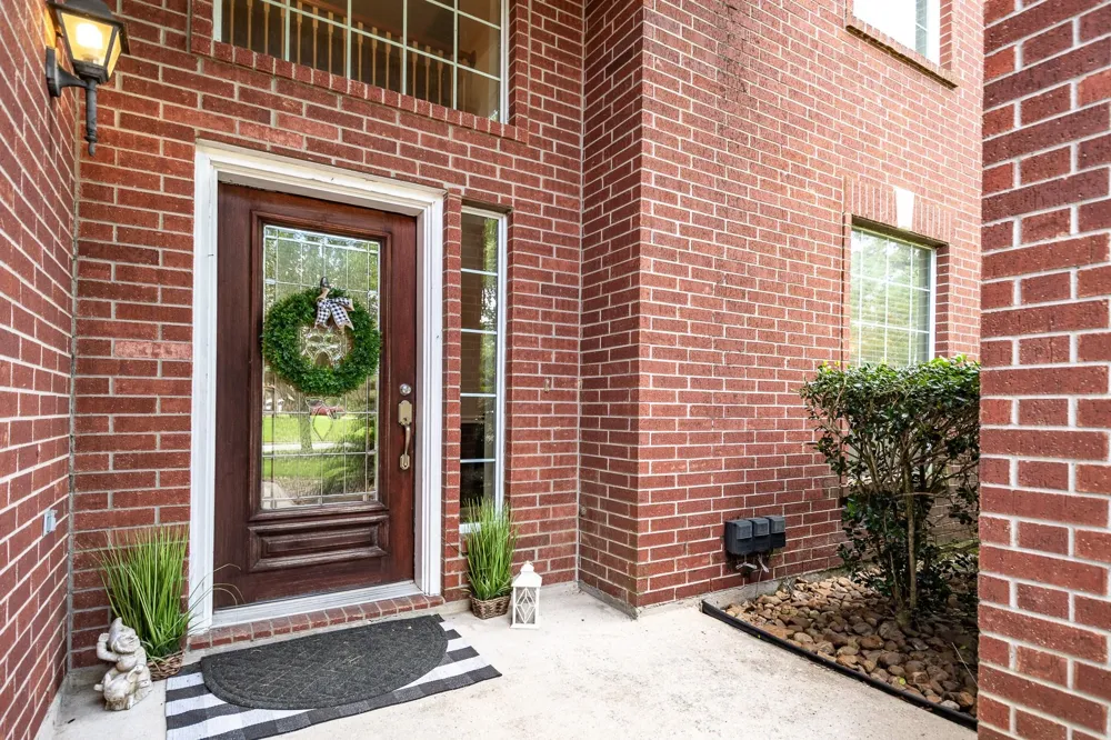 619 Harbor Mist Drive Crosby, TX 77532