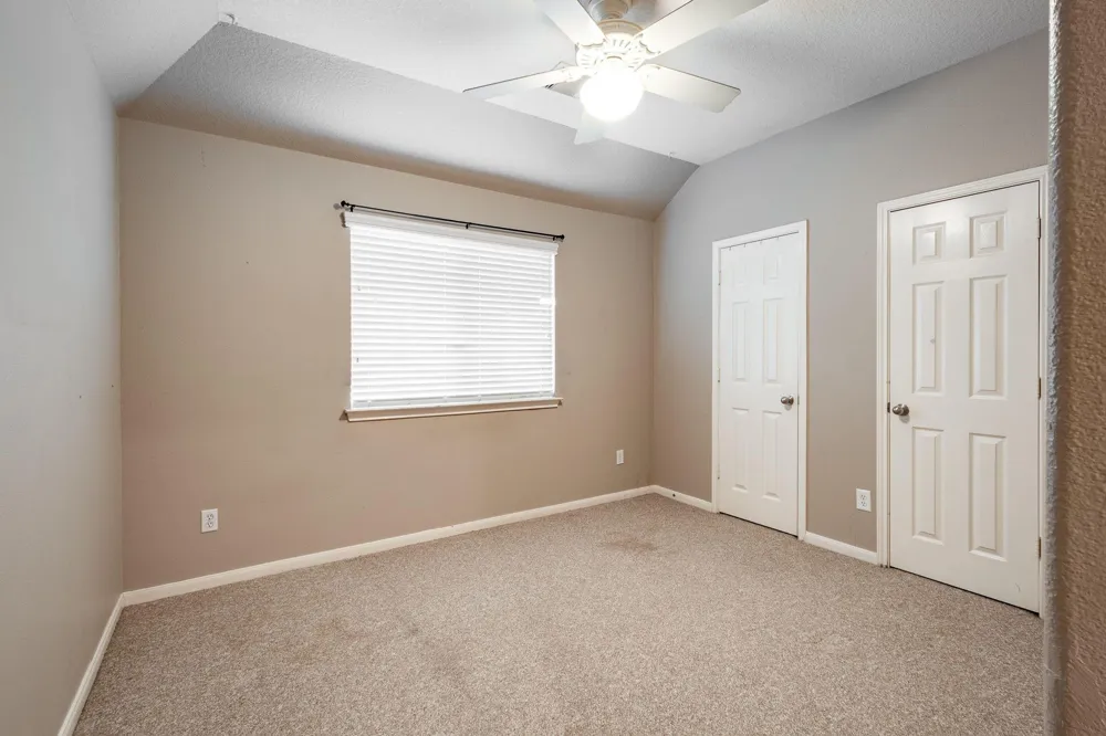 619 Harbor Mist Drive Crosby, TX 77532