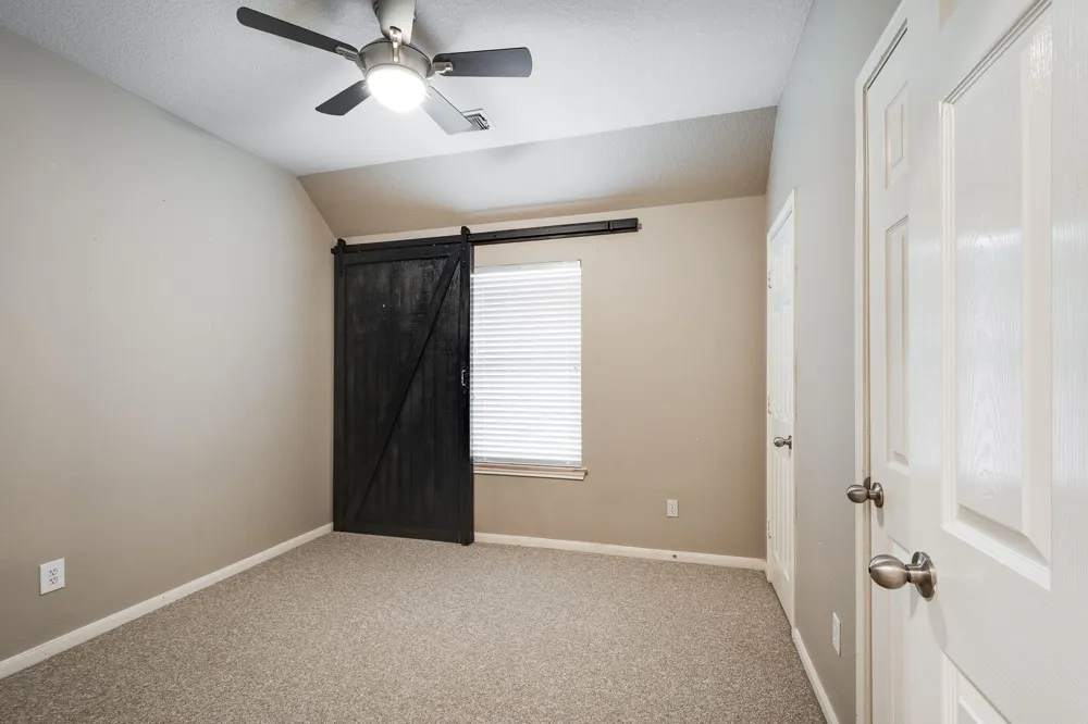 619 Harbor Mist Drive Crosby, TX 77532