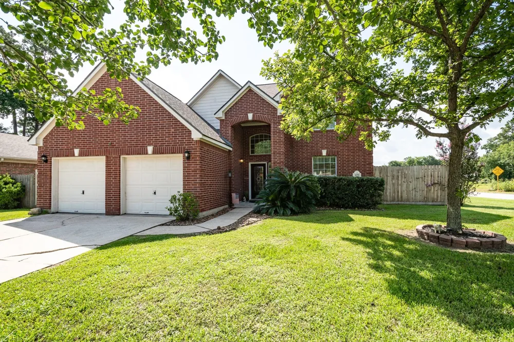 619 Harbor Mist Drive Crosby, TX 77532