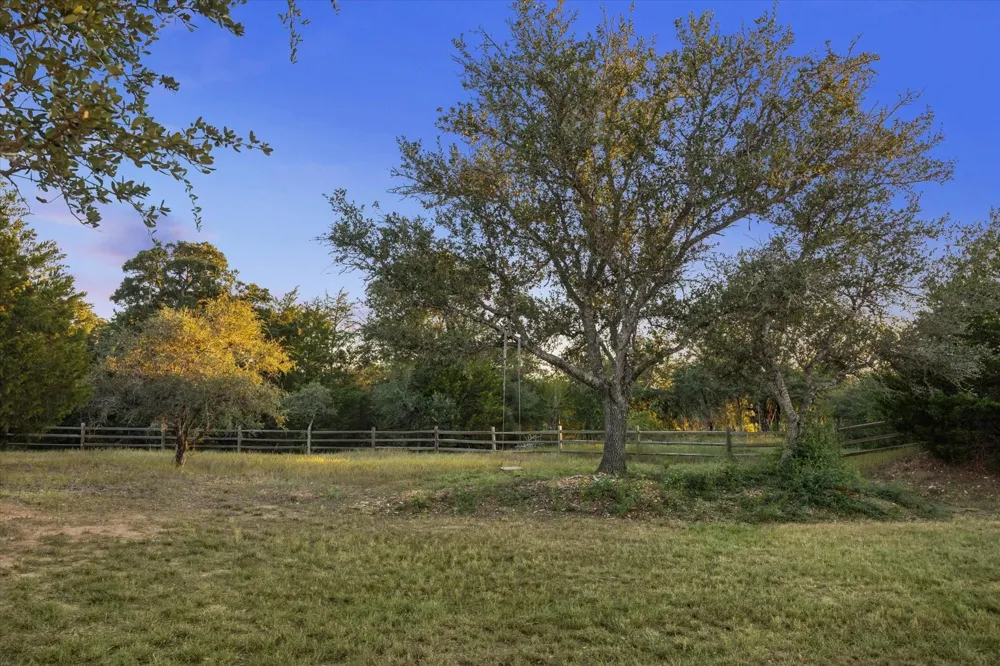 3214 Schoenst Road Carmine, TX 78932