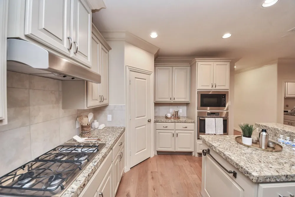 13618 Teal Bluff Lane Houston, TX 77077