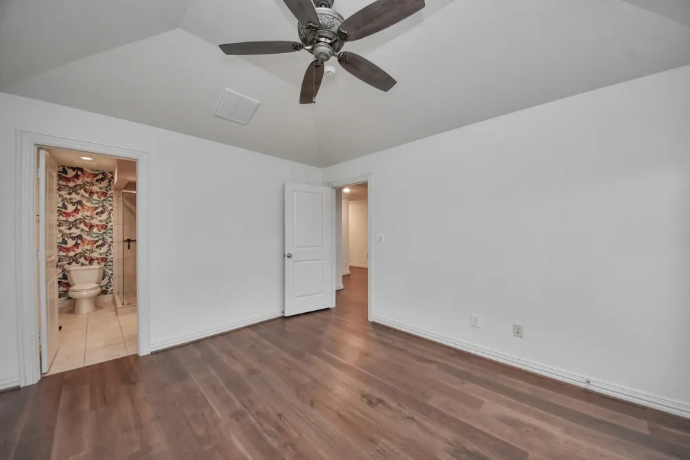 13618 Teal Bluff Lane Houston, TX 77077