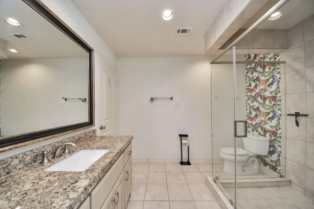 13618 Teal Bluff Lane Houston, TX 77077