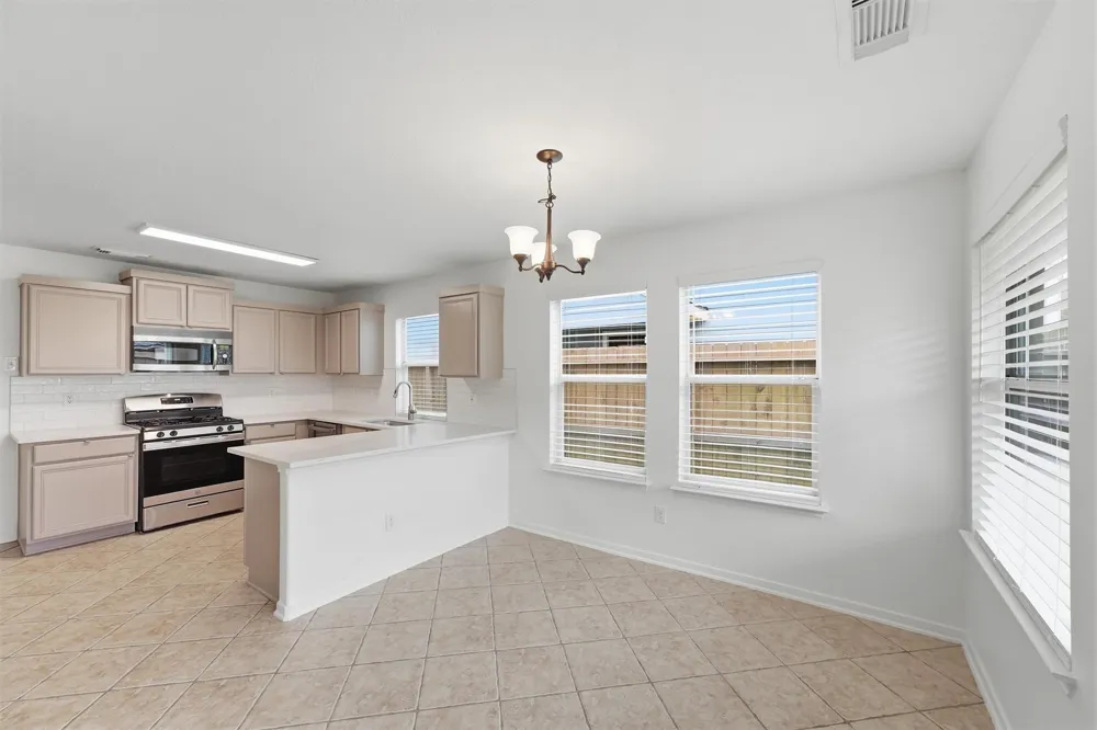 19810 Twisted Creek Drive Tomball, TX 77375
