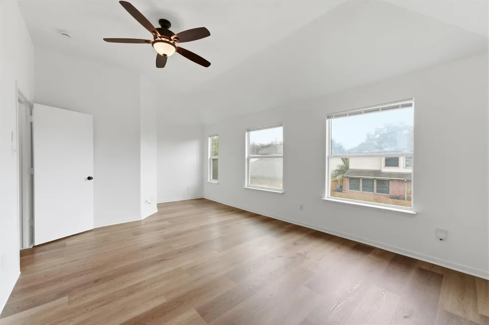 19810 Twisted Creek Drive Tomball, TX 77375