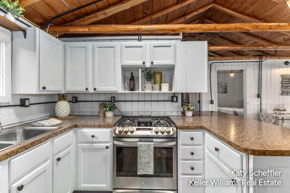 11678 Maywood Drive NE Sparta, MI 49345
