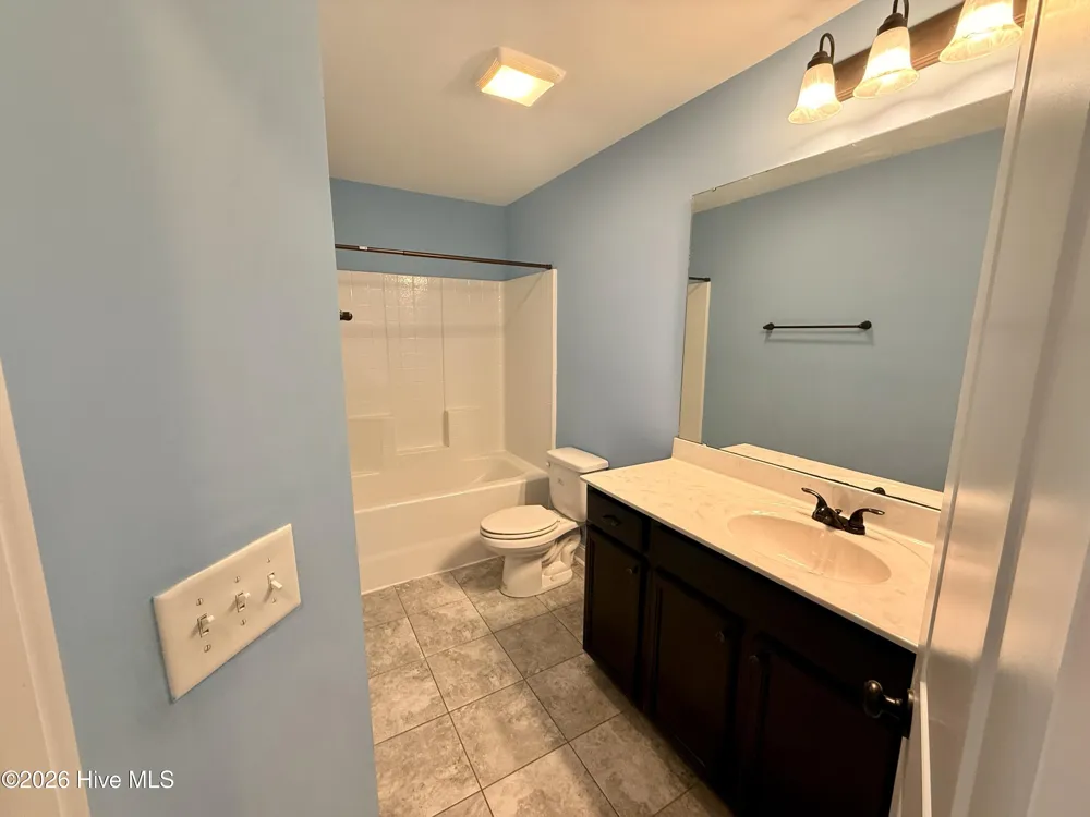 1808 Fox Den Way #2 Greenville, NC 27858
