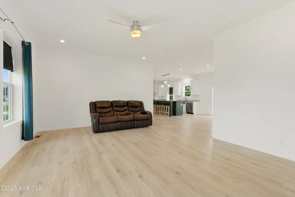 105 Gosling Lane Beaufort, NC 28516