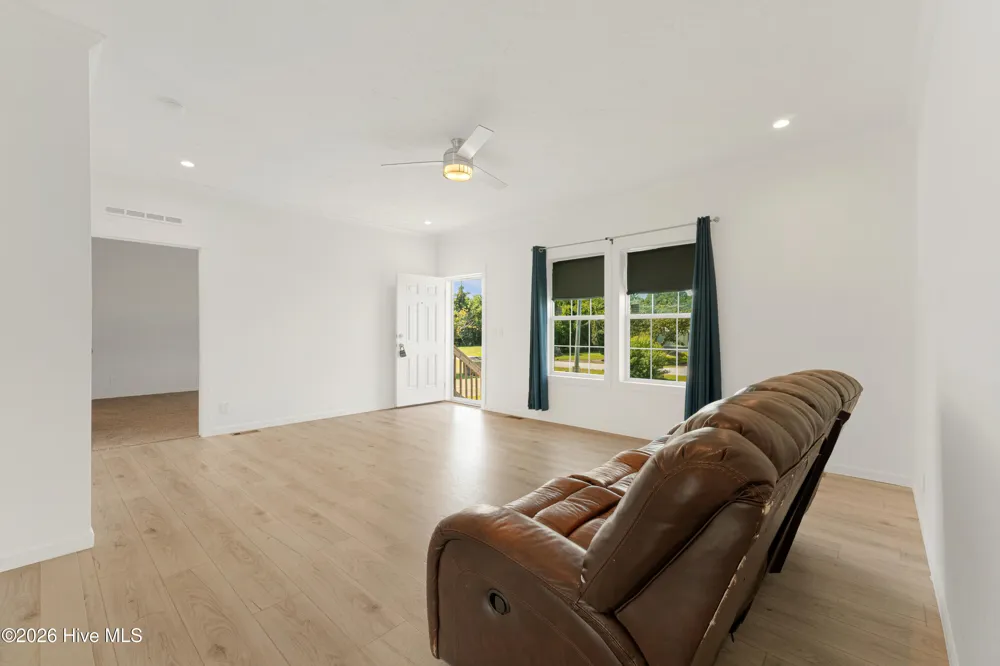 105 Gosling Lane Beaufort, NC 28516