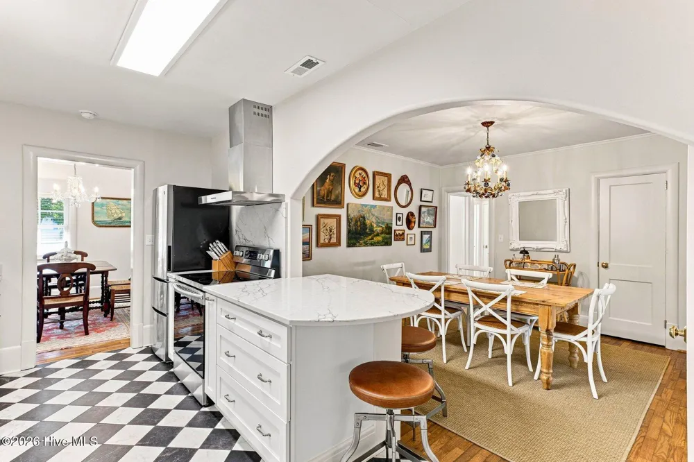 2105 Camellia Drive Wilmington, NC 28403