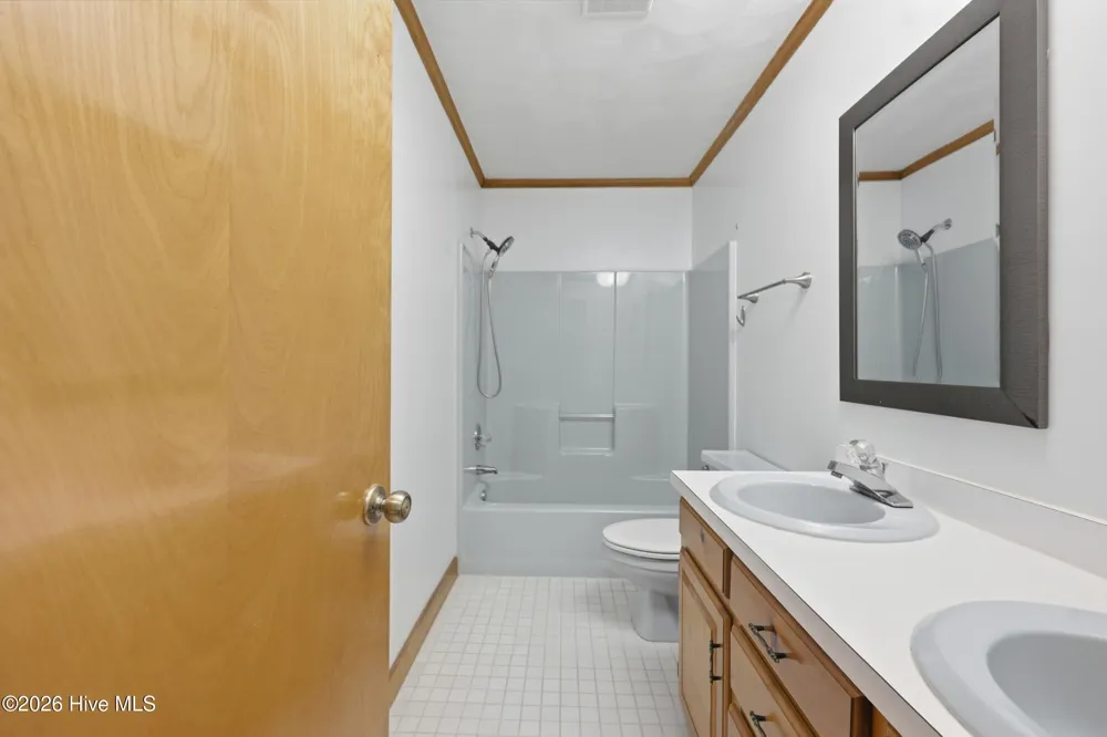 146 Point Boulevard Moyock, NC 27958