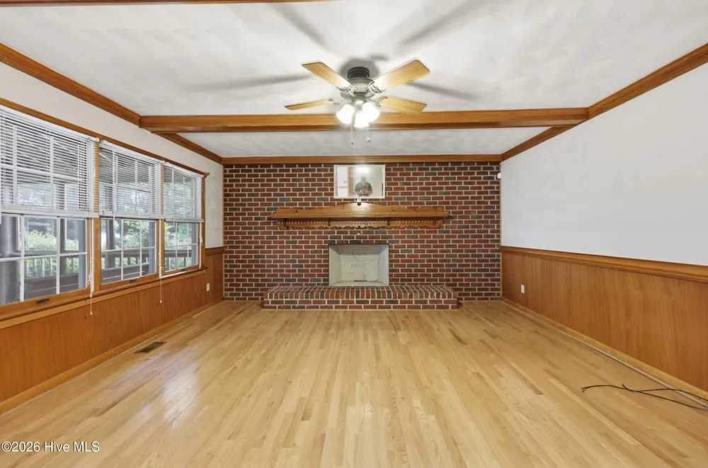 146 Point Boulevard Moyock, NC 27958