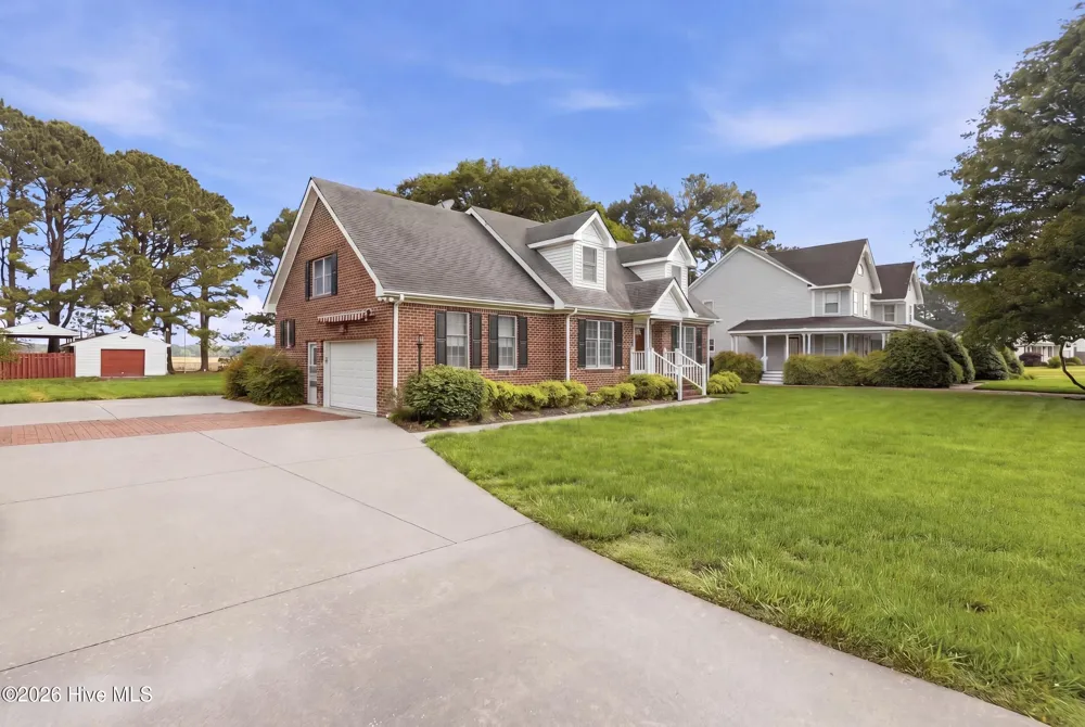 146 Point Boulevard Moyock, NC 27958