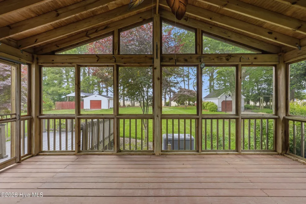 146 Point Boulevard Moyock, NC 27958