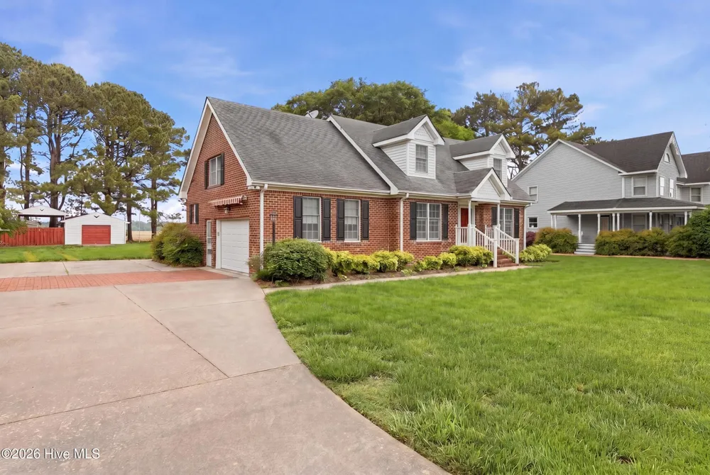 146 Point Boulevard Moyock, NC 27958