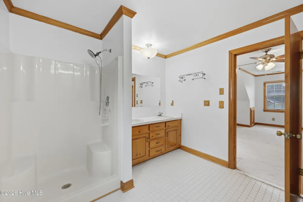 146 Point Boulevard Moyock, NC 27958
