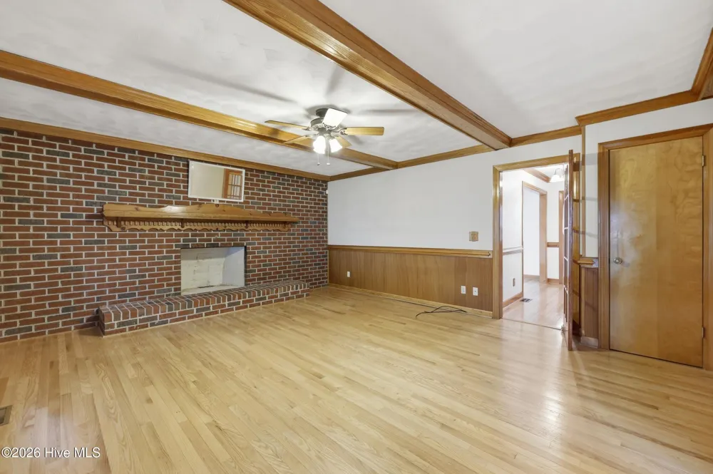 146 Point Boulevard Moyock, NC 27958