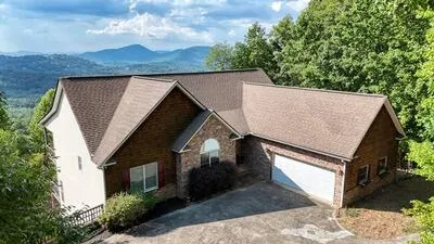 883 Ramey Mountain Road Hiawassee, GA 30546