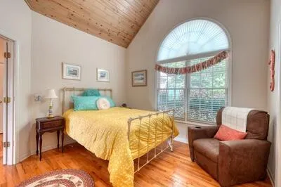 883 Ramey Mountain Road Hiawassee, GA 30546