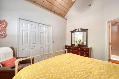 883 Ramey Mountain Road Hiawassee, GA 30546