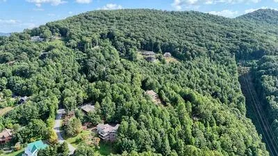 883 Ramey Mountain Road Hiawassee, GA 30546