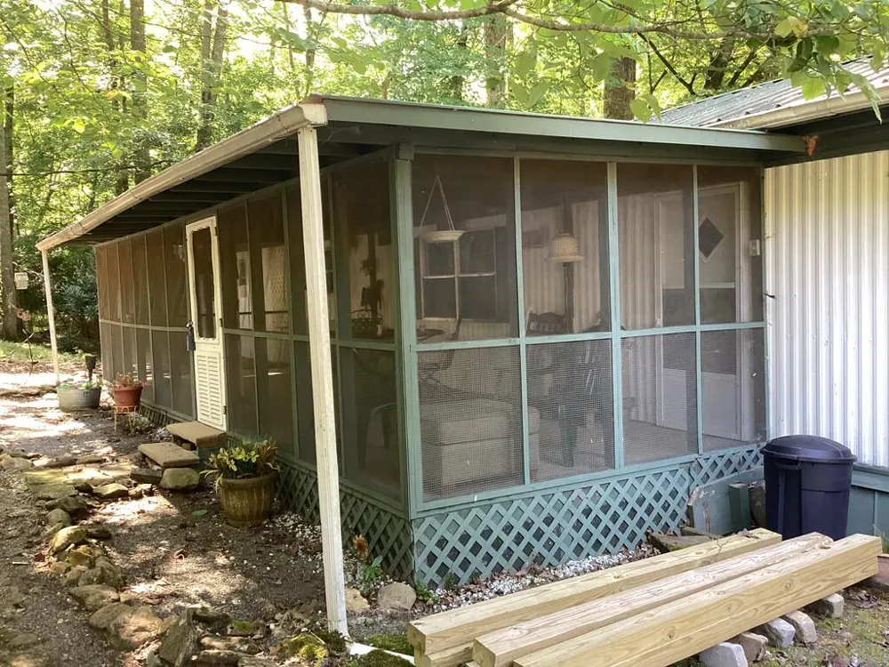 4423 Rock Creek Road Hiawassee, GA 30546