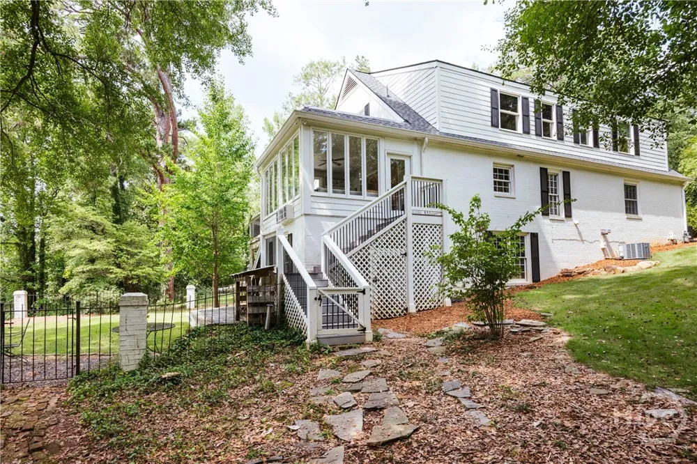 198 Xavier Drive Athens, GA 30606