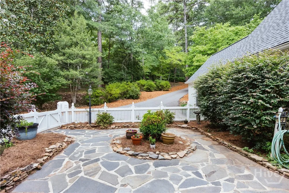 198 Xavier Drive Athens, GA 30606