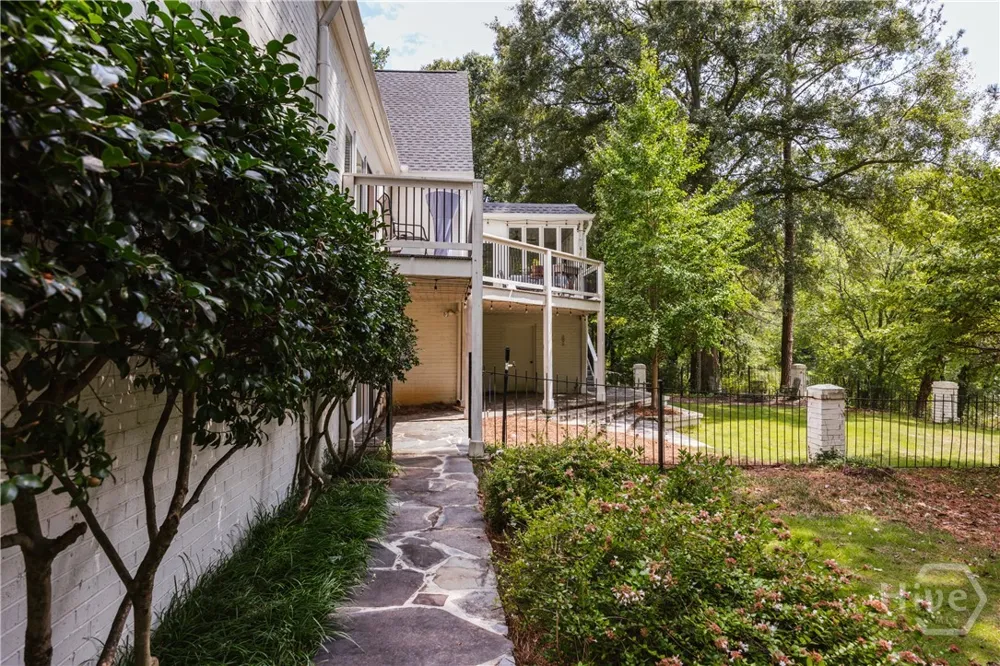 198 Xavier Drive Athens, GA 30606