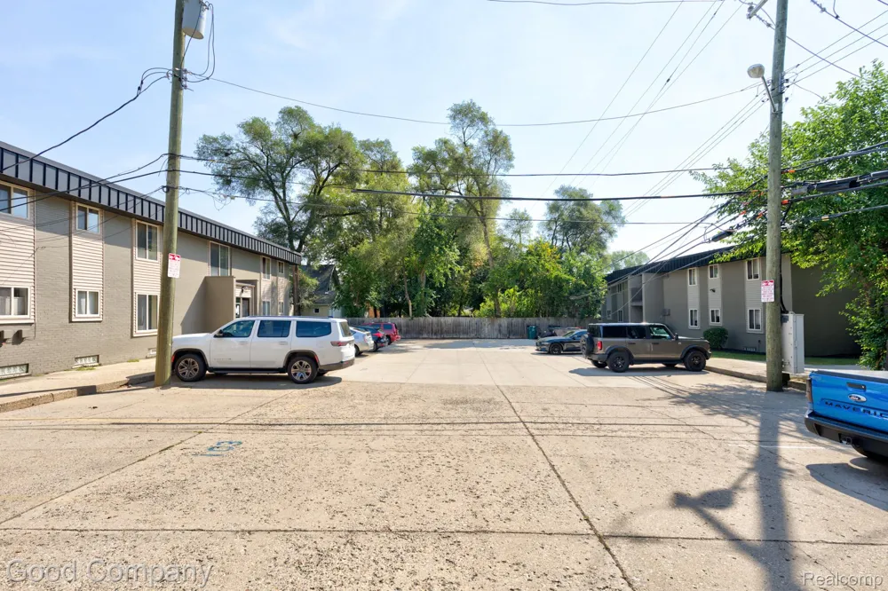 455 W Marshall Street #203 Ferndale City, MI 48220