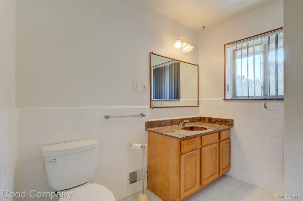 455 W Marshall Street #203 Ferndale City, MI 48220
