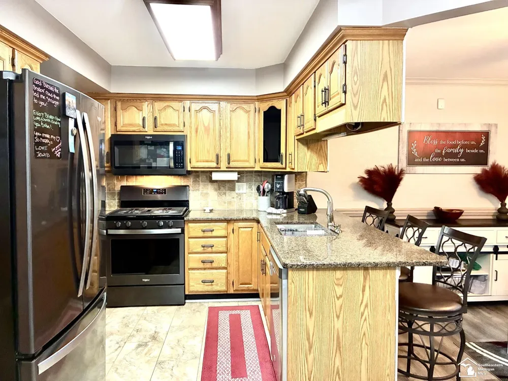 15426 Gulley Street Taylor City, MI 48180