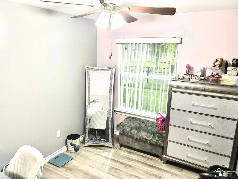 15426 Gulley Street Taylor City, MI 48180