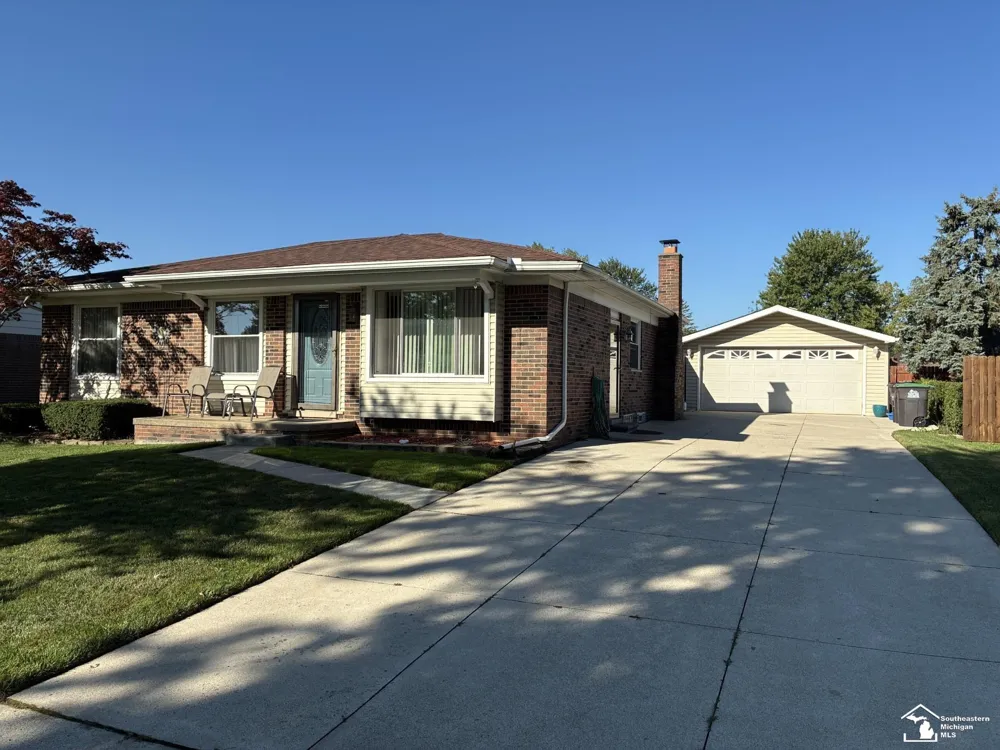 15426 Gulley Street Taylor City, MI 48180