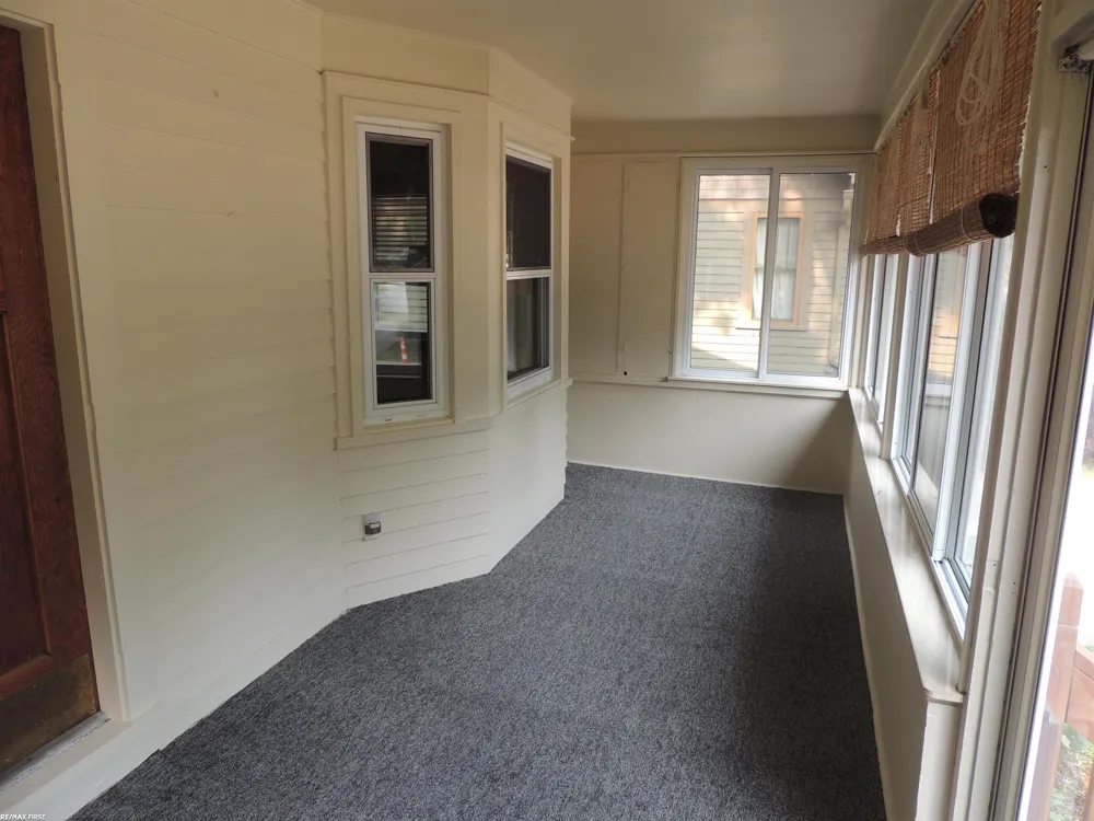 506 Hawthorn Avenue Royal Oak City, MI 48067