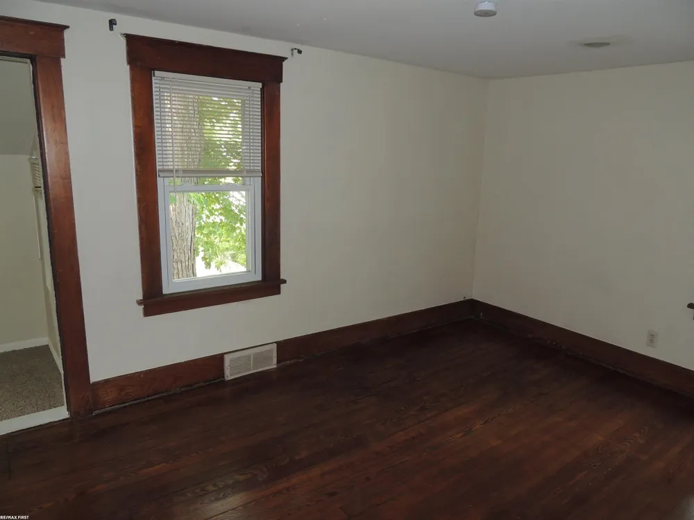 506 Hawthorn Avenue Royal Oak City, MI 48067
