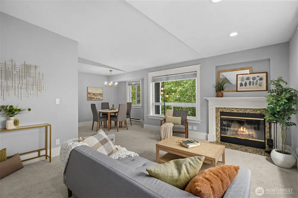 11223 Corliss Avenue #301 Seattle, WA 98133