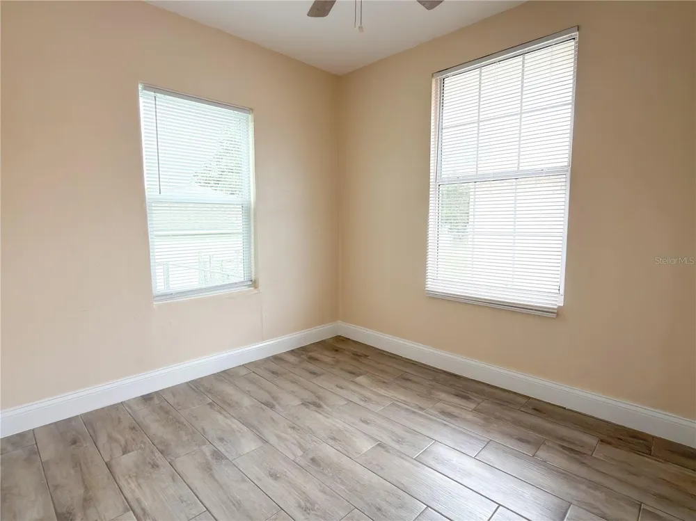 904 WASHINGTON STREET Leesburg, FL 34748