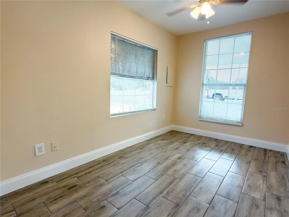 904 WASHINGTON STREET Leesburg, FL 34748