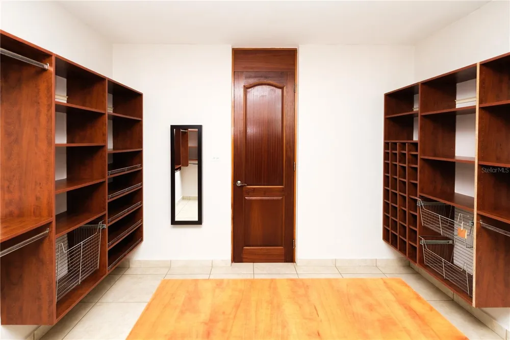 695 Mar del Norte PASEO LOS CORALES II Dorado, PR 00646
