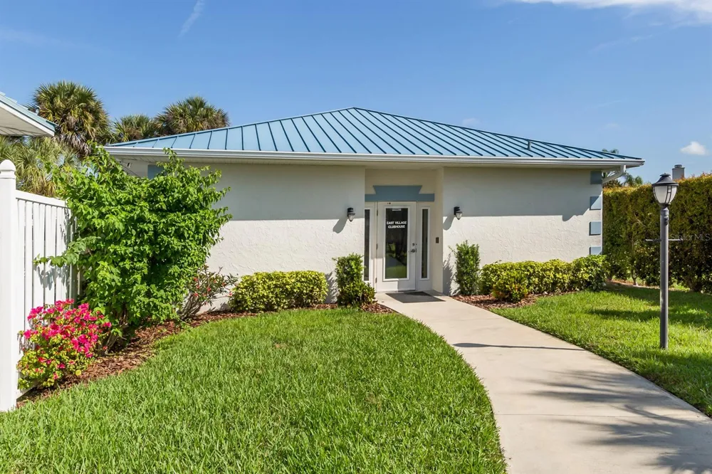 3286 MEADOW RUN CIRCLE Venice, FL 34293
