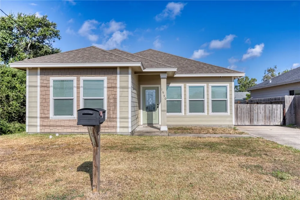 1950 Sandy Way Corpus Christi, TX 78418