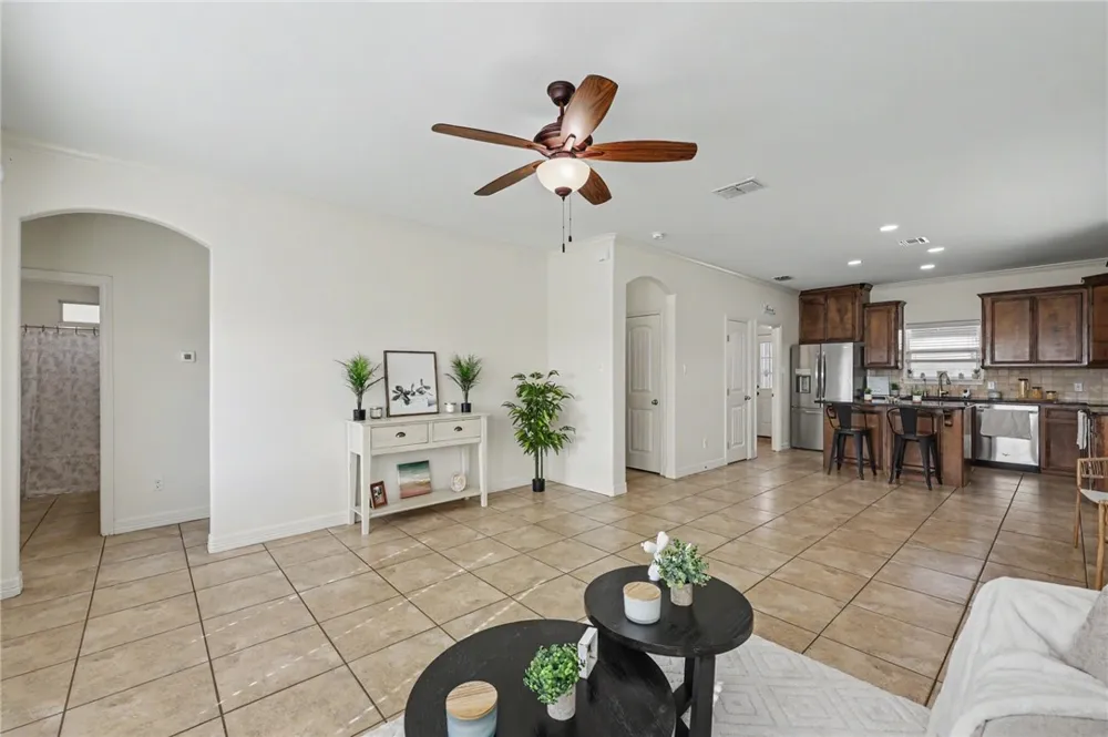 1950 Sandy Way Corpus Christi, TX 78418